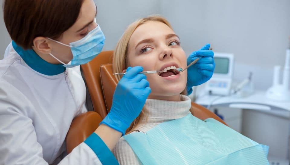 5 signs you need a dental filling